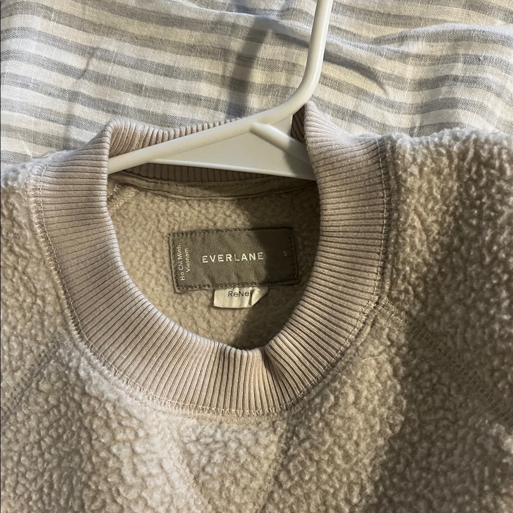 Everlane Renew Oat Fleece Sweatshirt - Picture 3 of 3